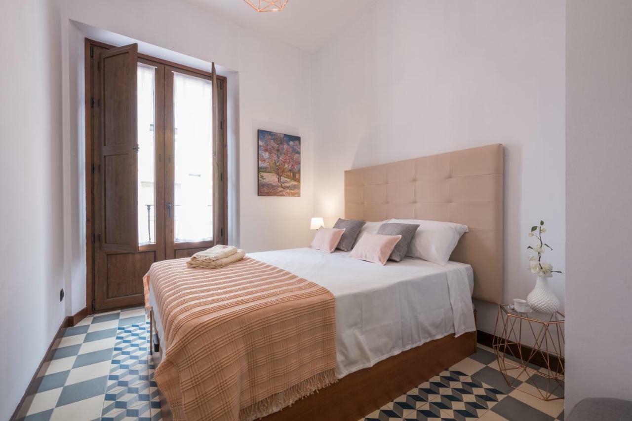 Apartamento El Carmen Малага Экстерьер фото